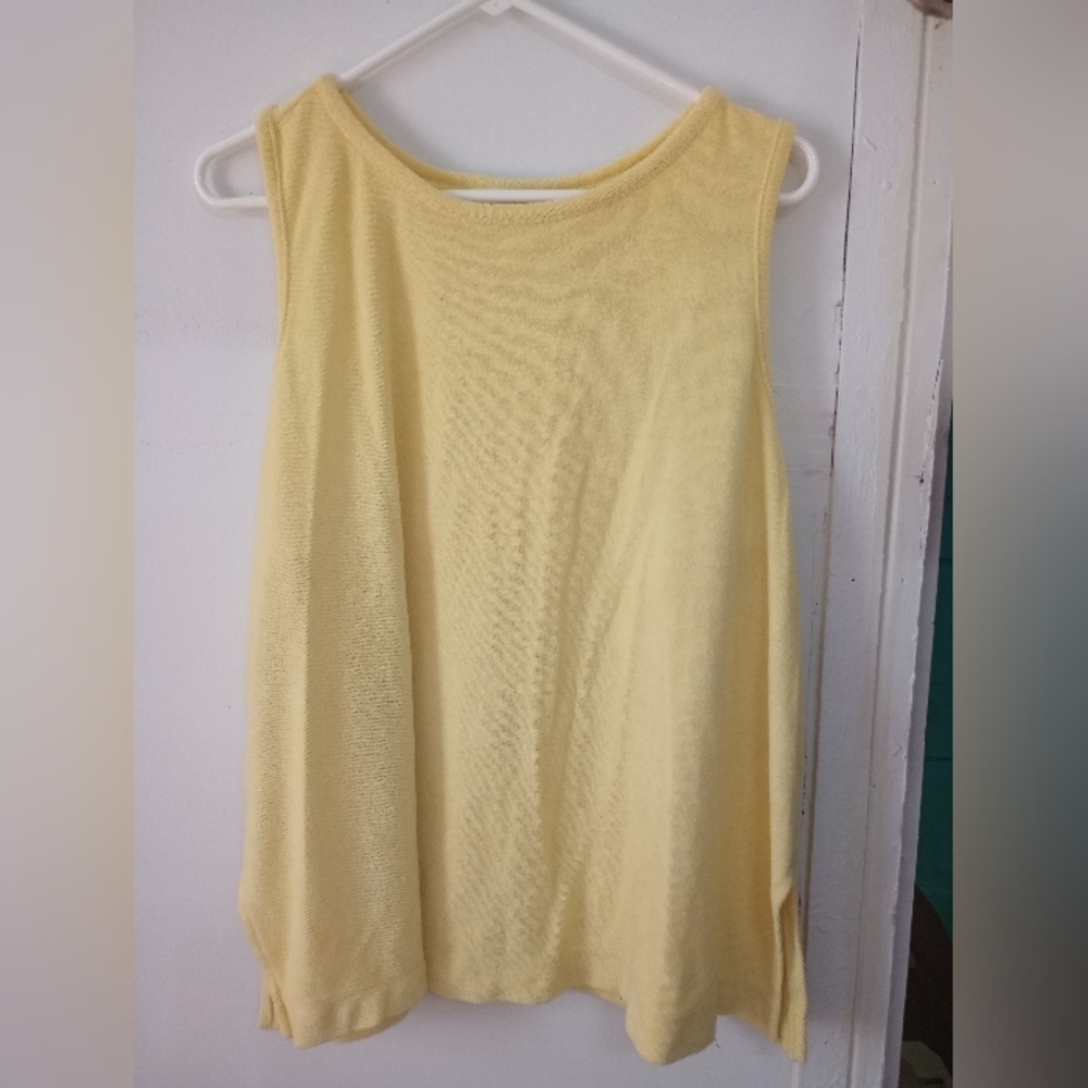A new day sleeveless terri top NWOT